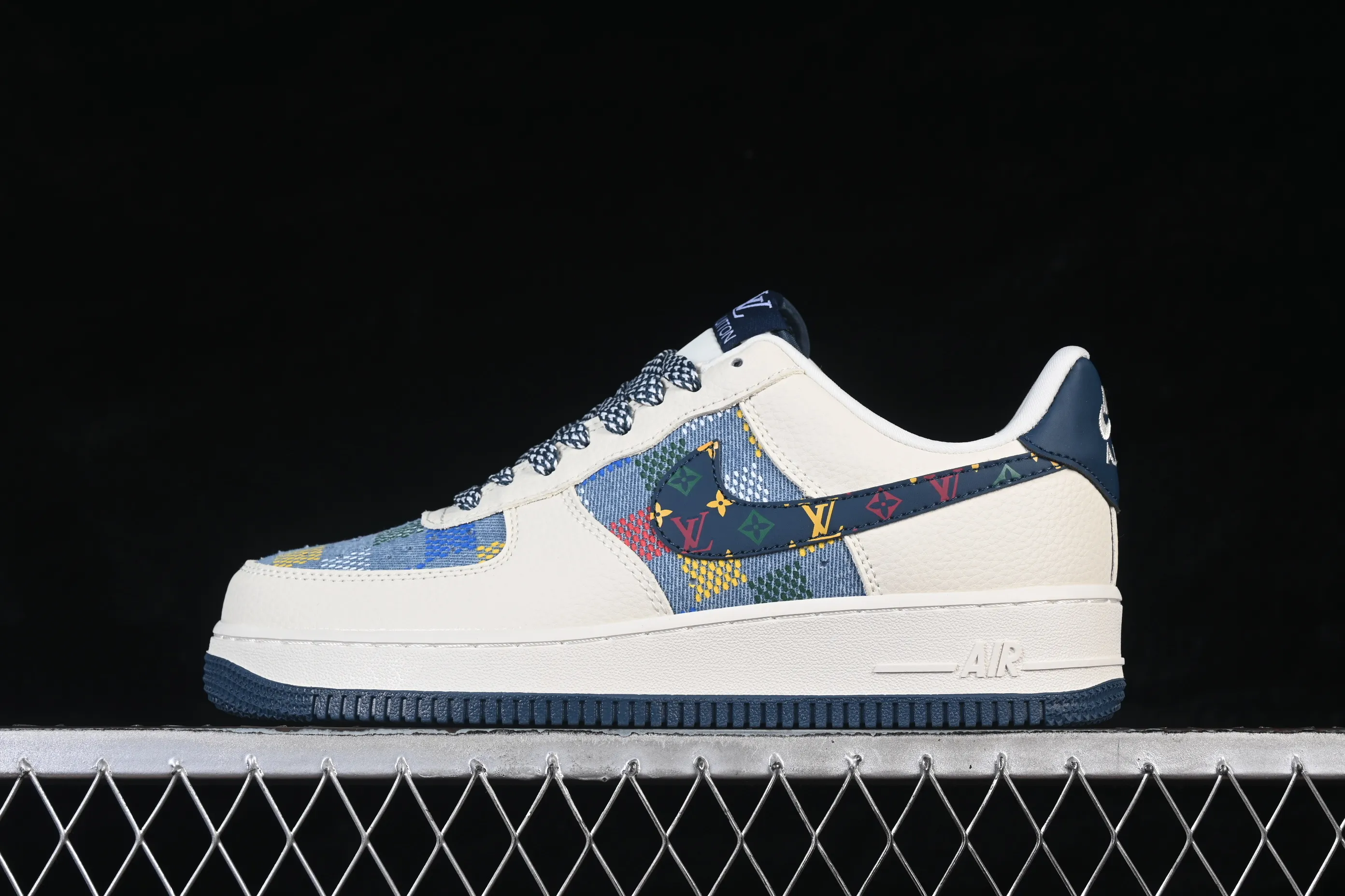 All categories Nk Air Force 1 Air Force series Nk Air Force 1 Low Air Force low-top Nike Air Force 1'07 Low LV joint beige color print Air Force 1 low-top casual sneakers LD1999-005